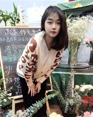 妍妍0222